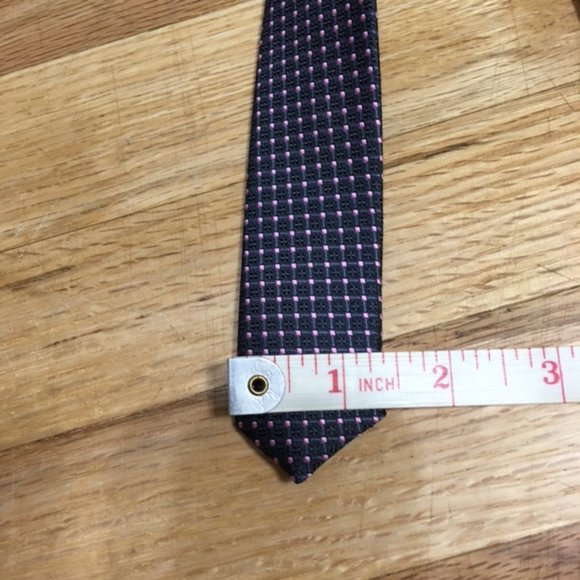 Hand Made, 100% Thai silk, Purple with Pink pocka dot design, Men’s Tie - Picture 5 of 9
